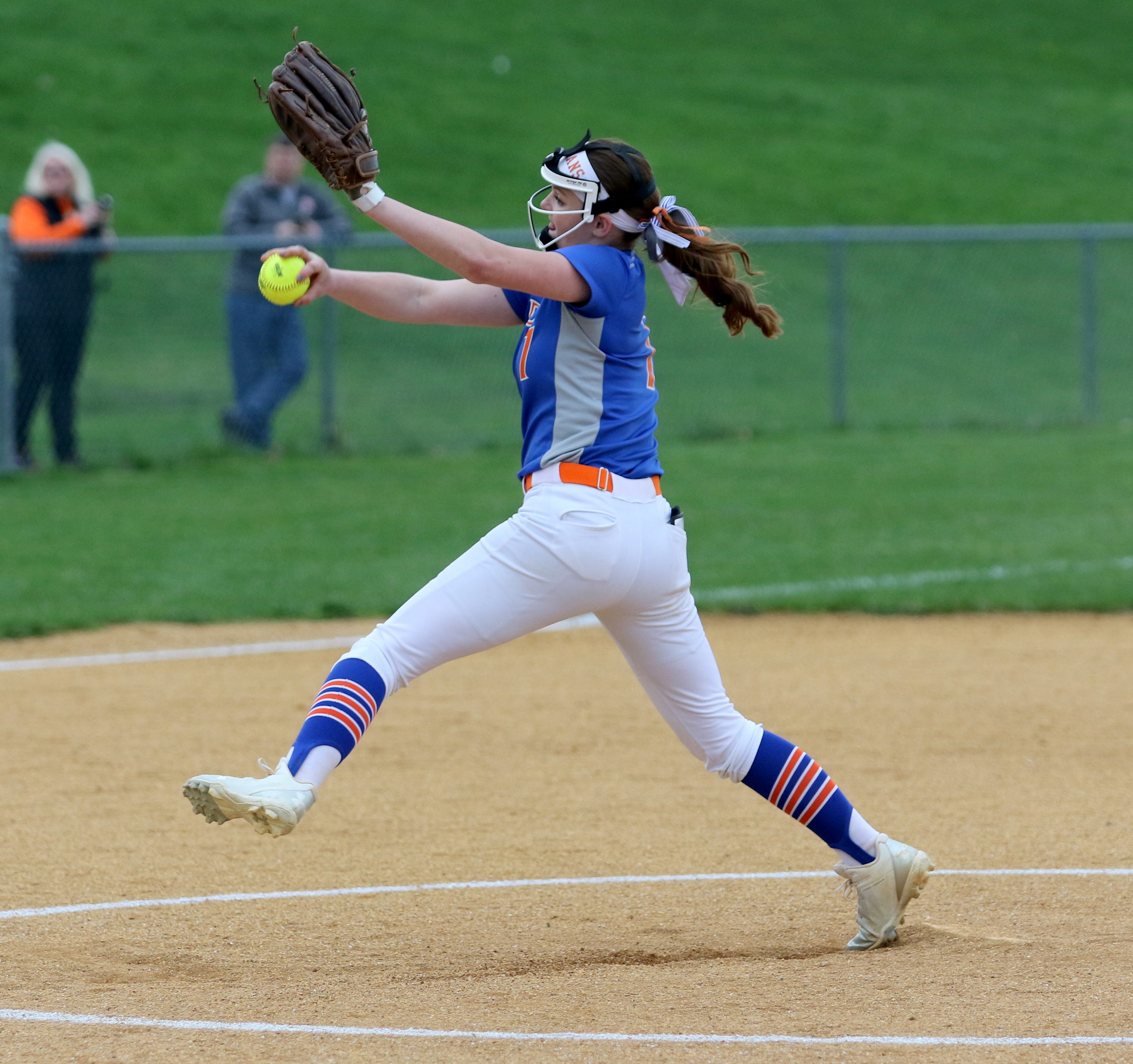 Pitchers lead Edison and Waverly into IAC softball final