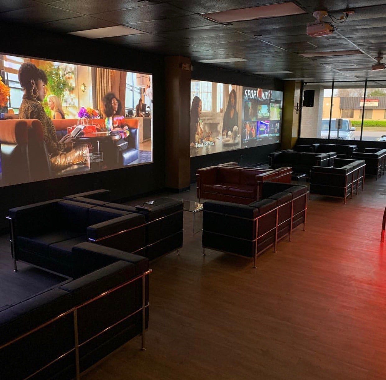 Next Level Sports & Cigar Bar opens in Bartlett