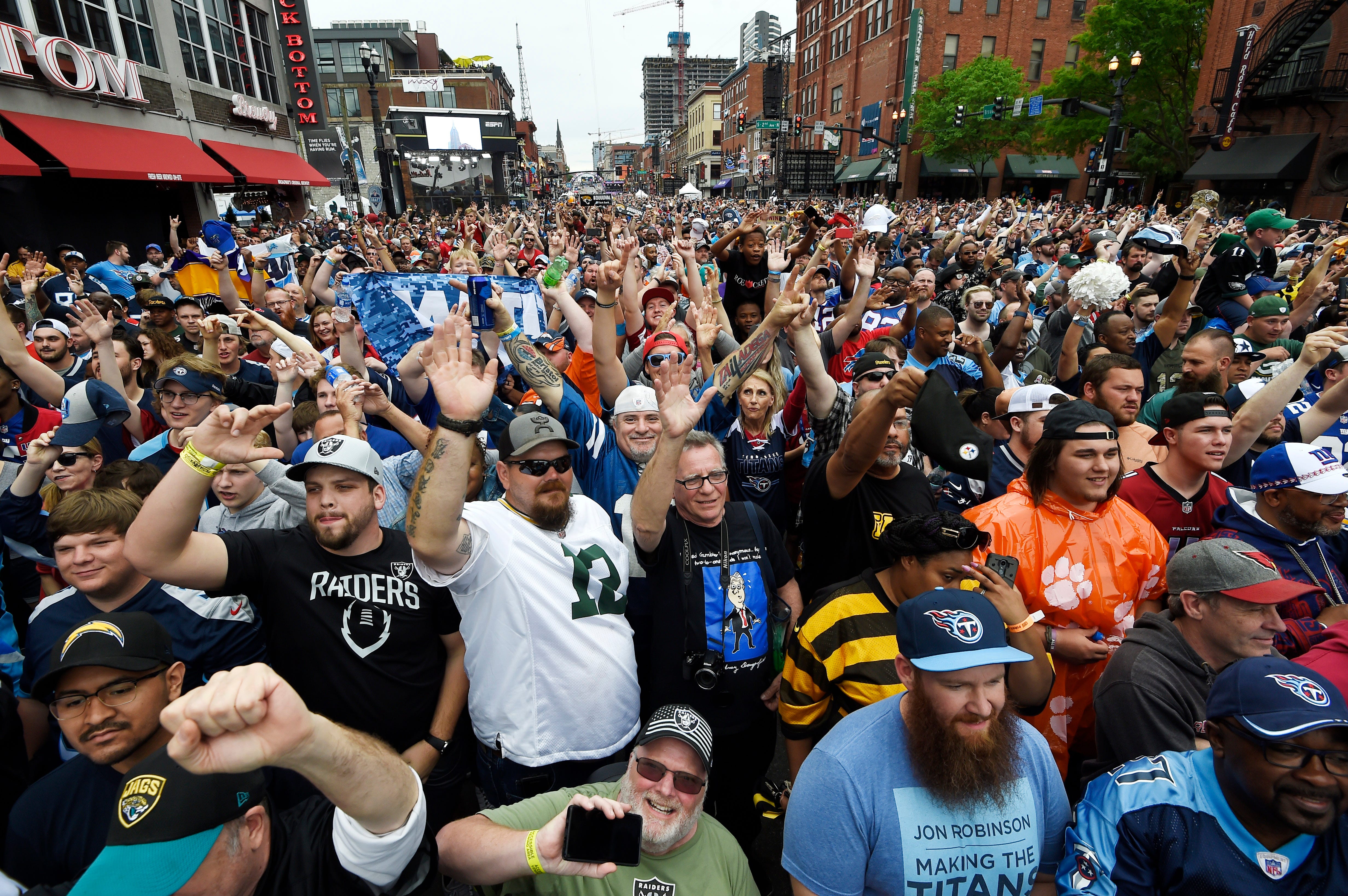 NFL Draft Nashville's crowd more than 100K on Lower Broadway