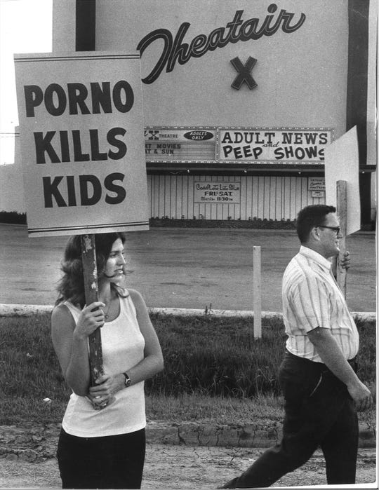 Porn store protesters crothersville indiana