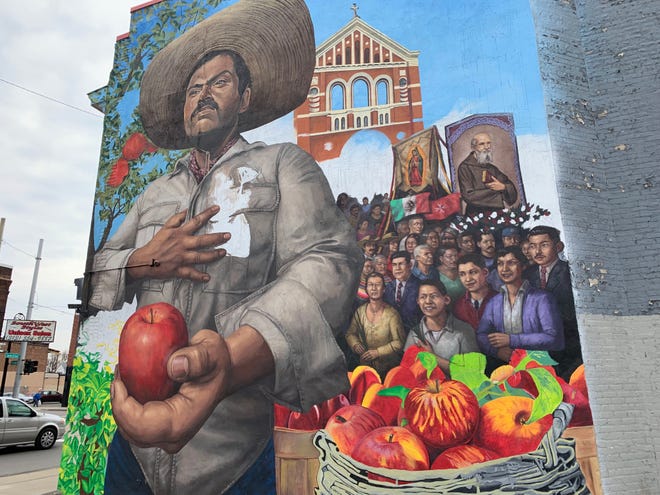 Half the fun of Cinco de Mayo is checking out Mexicantown's great murals.