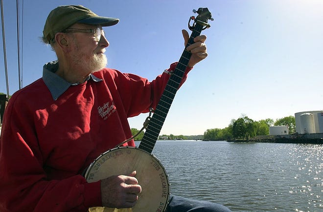 In 2001, Pete Seeger played the banjo aboard the Hudson River Sloop Clearwater while the ship was docked in Rondout Creek, a tributary of the Hudson River in Kingston.