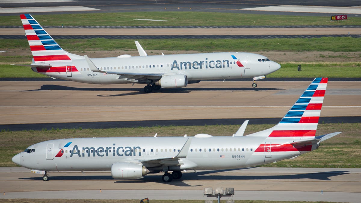 American Airlines Boeing 737-800 jets trade places at Dallas-Fort Worth International Airport in April 2019.