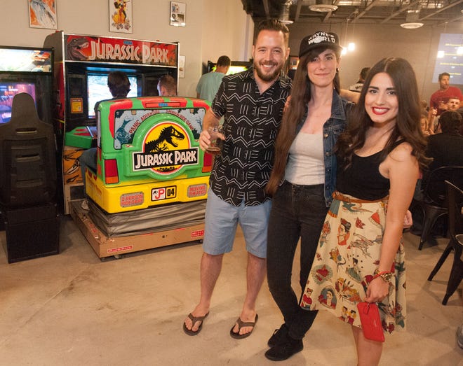 The Bonus Round | Proudly touting itself as “The Valley’s Only Nerd Bar,” this spot offered board games, arcade classics like Joust, pinball, video games and rare finds like the Japanese version of Jurassic Park.