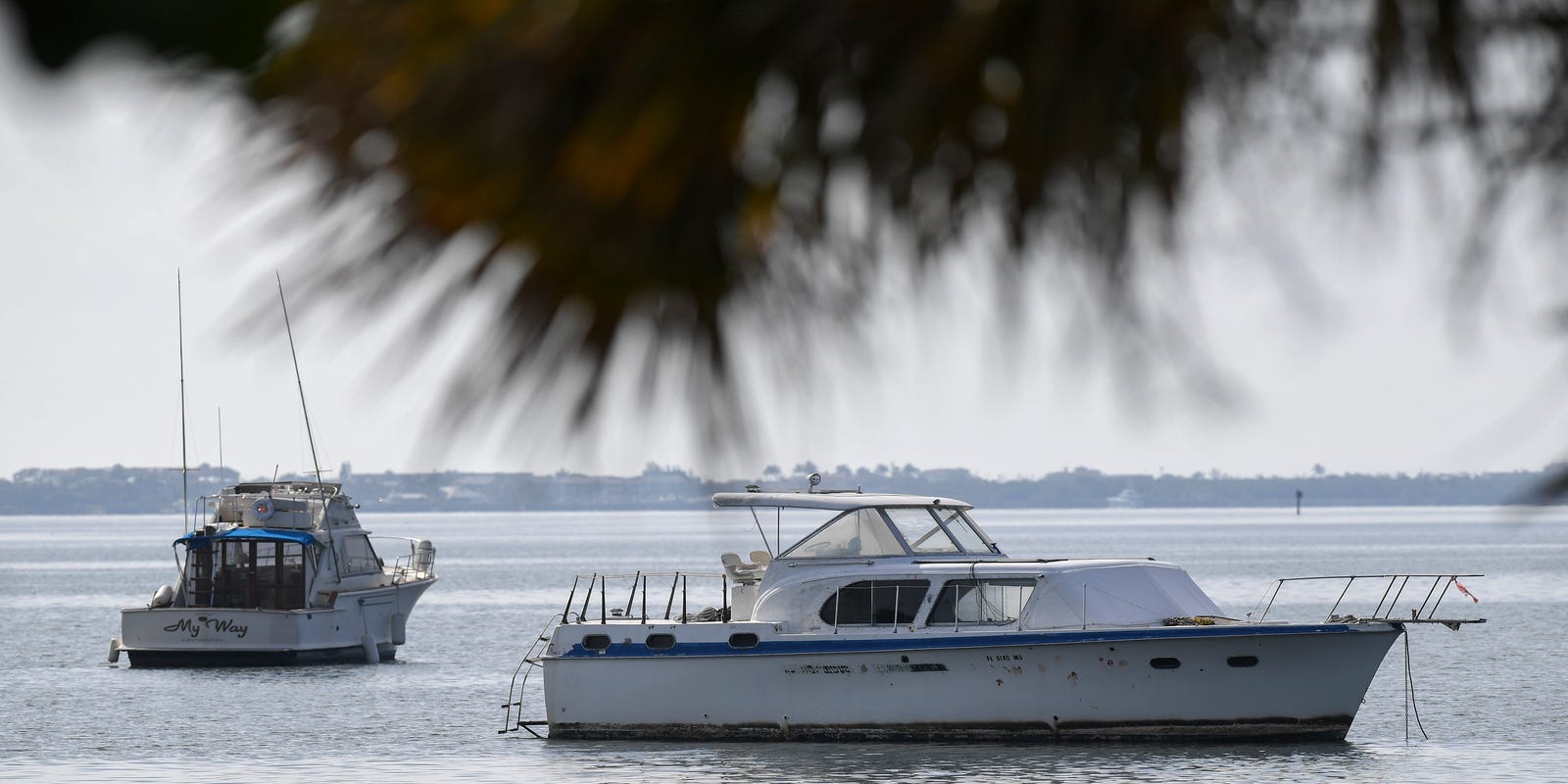 Mc Building A Mooring Field For Boats At Jensen Beach Causeway