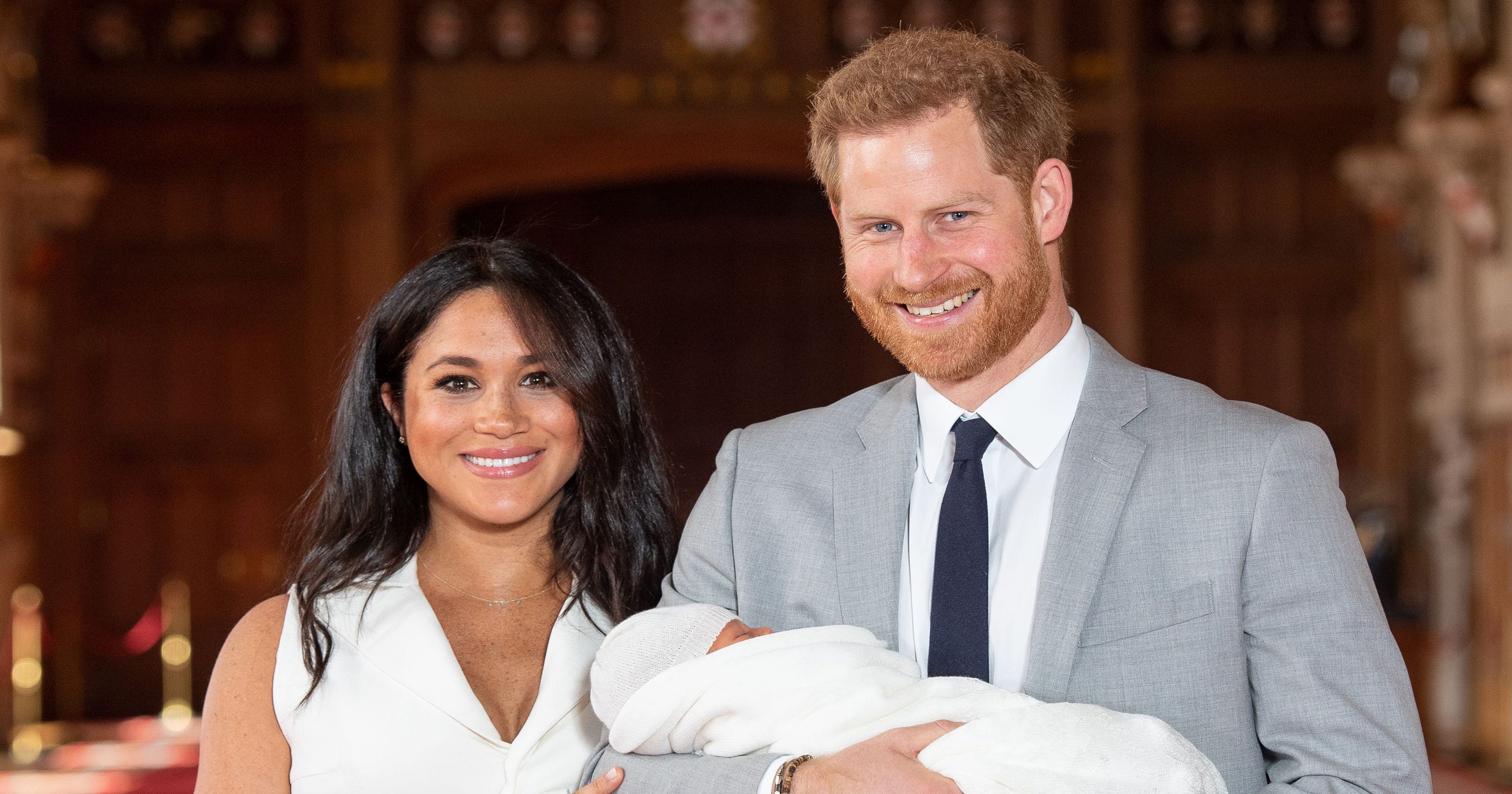 Meet Harry and Meghan's baby boy: See the pictures of newest little royal - USA TODAY thumbnail