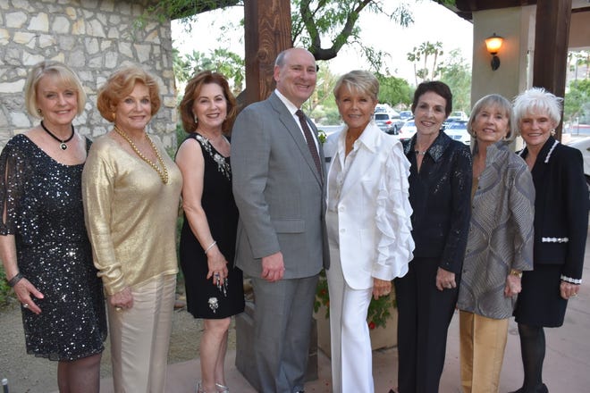 From left: Eileen Hall, Nancy Crandall, Sandy Hill, Mitch Gershenfeld, Nancy Stone, Travis Erwin, Linda Weakley and Mary Latta