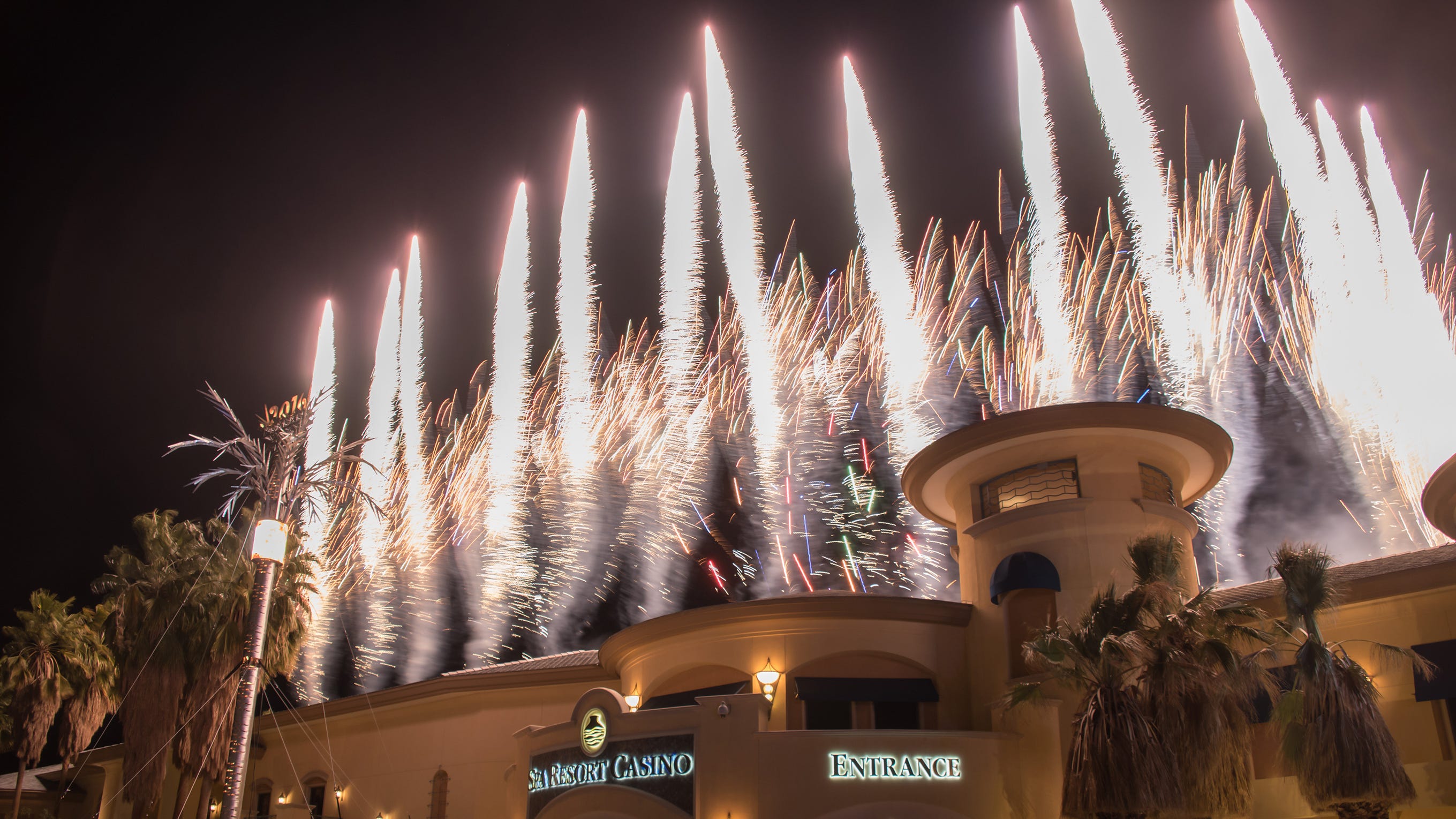 Casinos And Entertainment In The Palm Springs Area The Ultimate Guide Casinos And Entertainment In The Palm Springs Area The Ultimate Guide