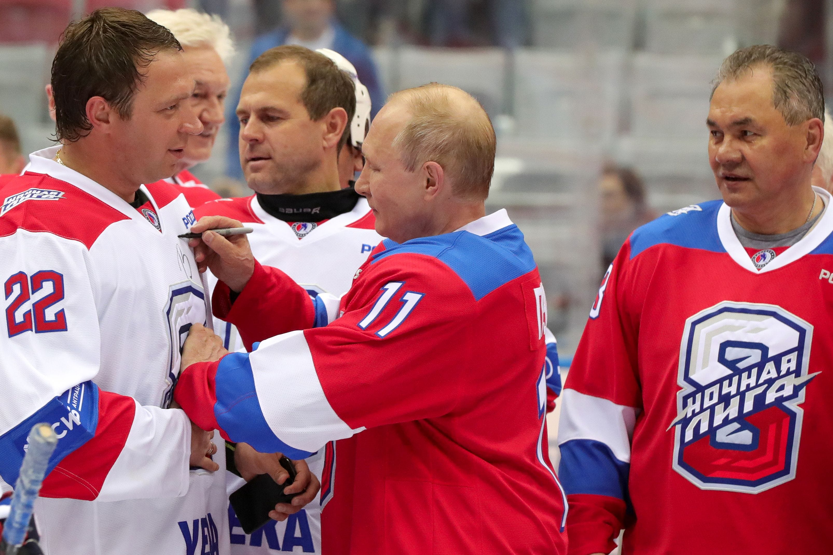 Russian President Vladimir Putin takes a tumble after big performance at hockey exhibition