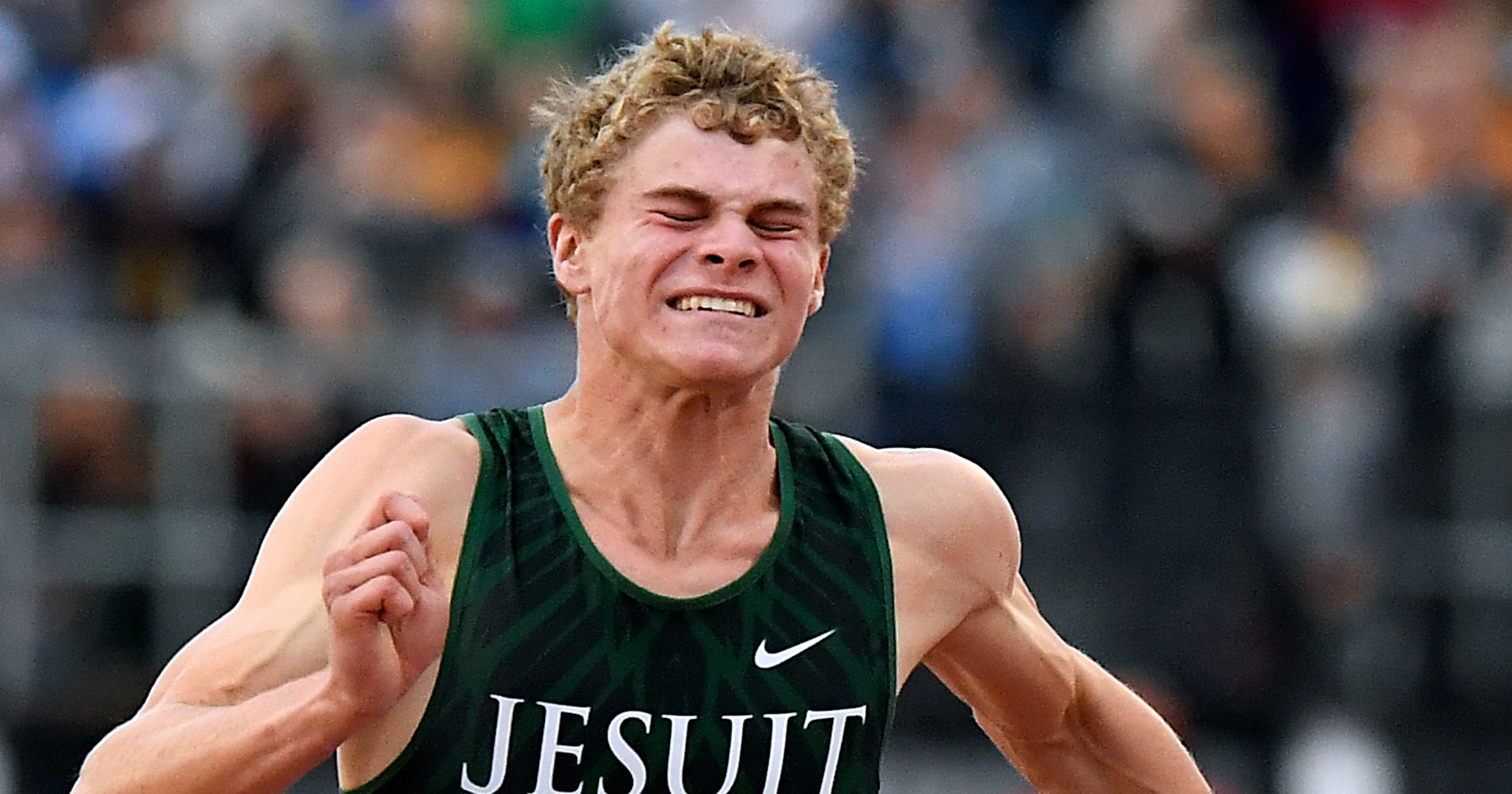 Texas runner sets national high school record in 100meter dash