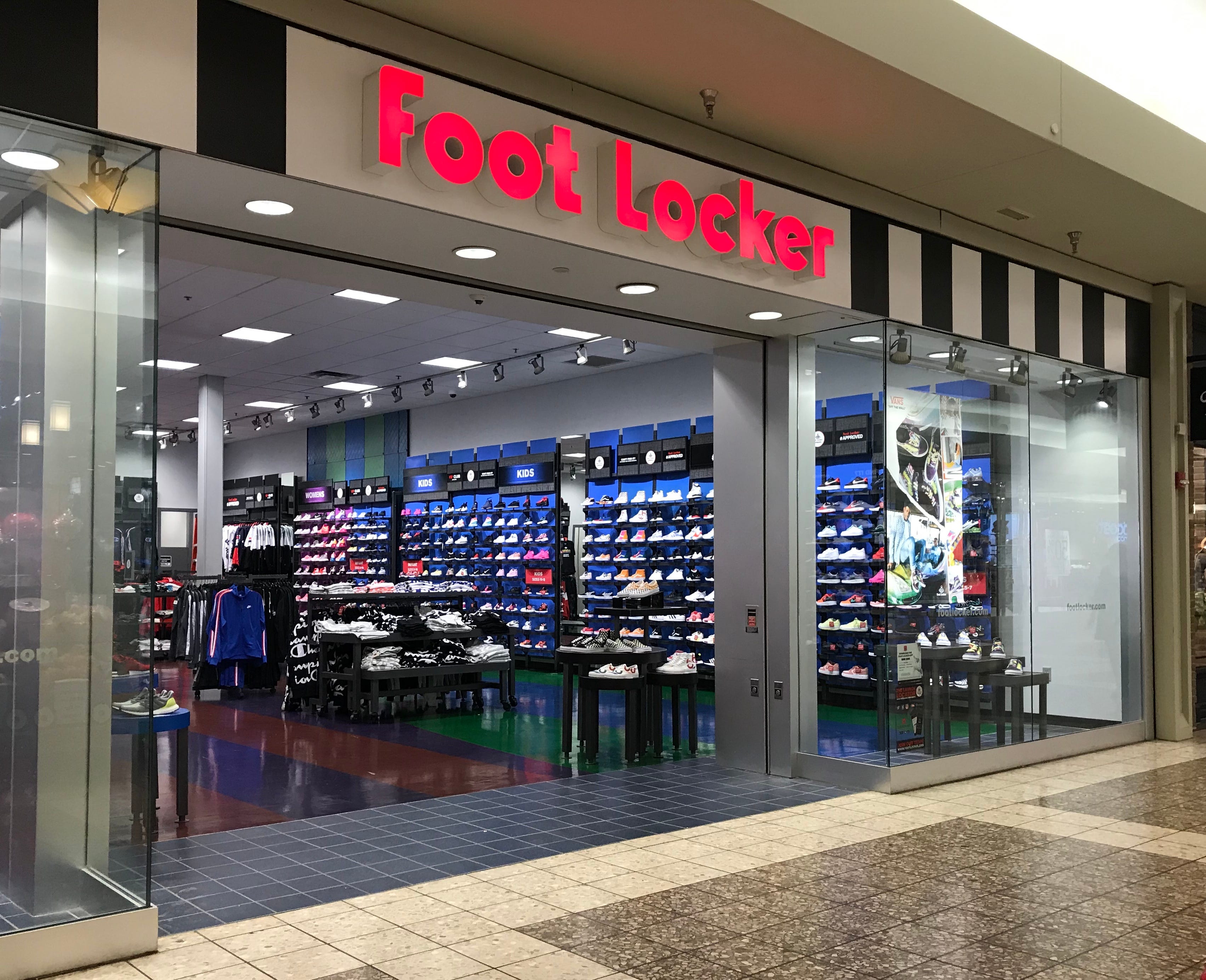 River valley mall shoe stores store