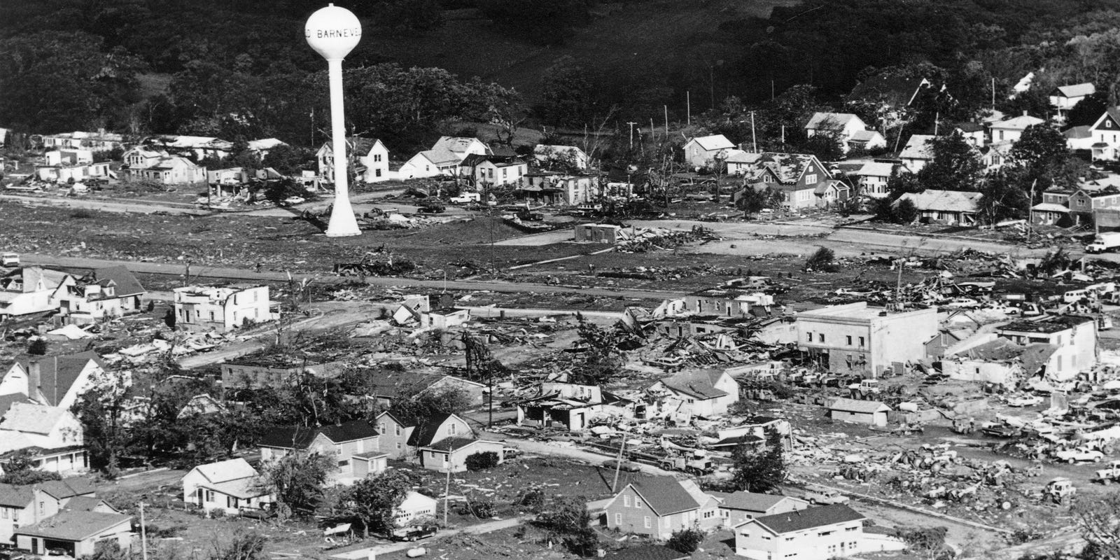 1984 Barneveld tornado Deadly Wisconsin storm killed 9, injured 200