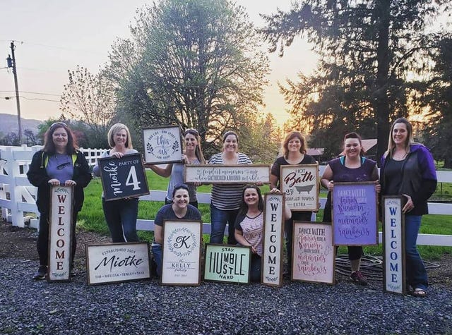 Monmouth Bar Combines Wine With Arts And Crafts