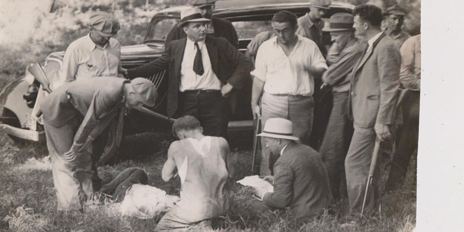 Archive photos Bonnie and Clyde's notorious gang's Iowa shootout