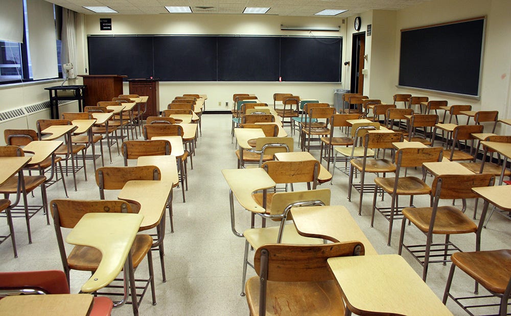 Kekurangan staf mendorong Waterford’s Mott High ke pembelajaran virtual
