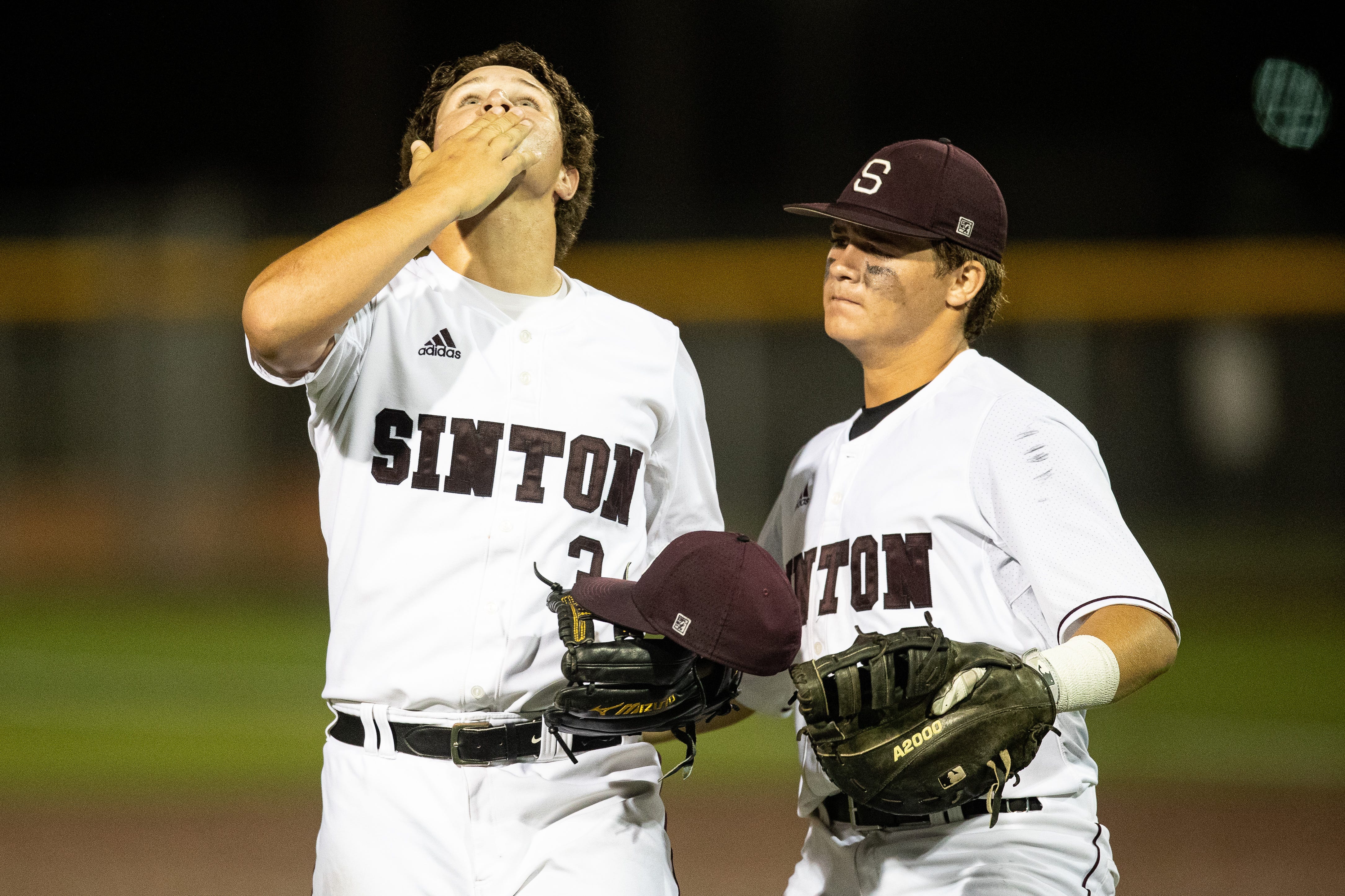 High School Baseball Sinton battles back to top Robstown in series