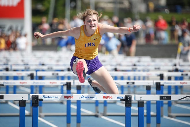 Indianola sophomore Rayna Sickels anchors her shuttle hurdle relay team in Class 4A during the 2019 Iowa high school track and field state championships at Drake Stadium in Des Moines on Saturday, May 18, 2019.
