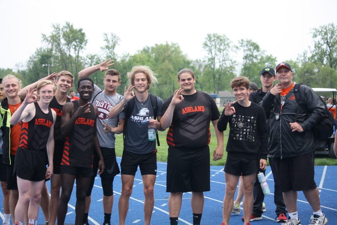 Their fingers tell the story as the Ashland Arrows celebrate a third straight Division I district track and field title.