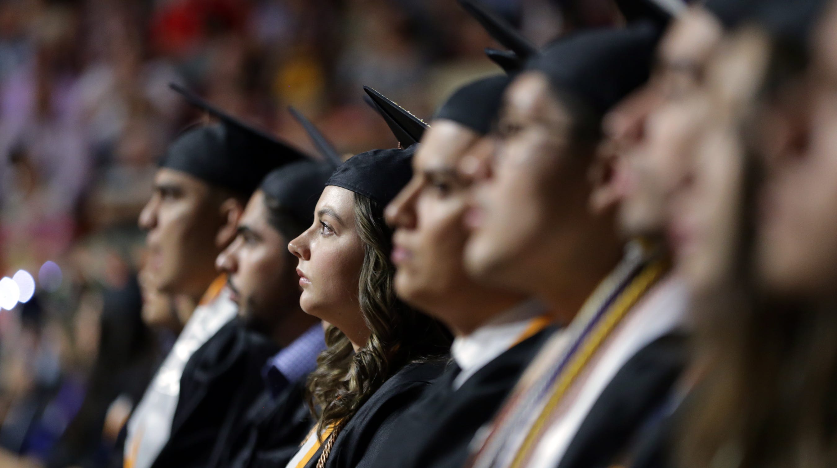 UTEP Graduates can bring 8 guests to inperson commencements in May