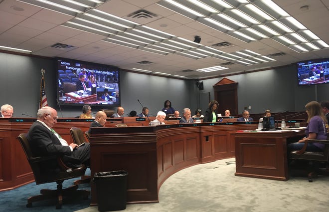Lawmakers discuss several bills on drug testing after serious traffic accidents and fine exemptions for uninsured drivers during the House Transportation Committee on Monday.