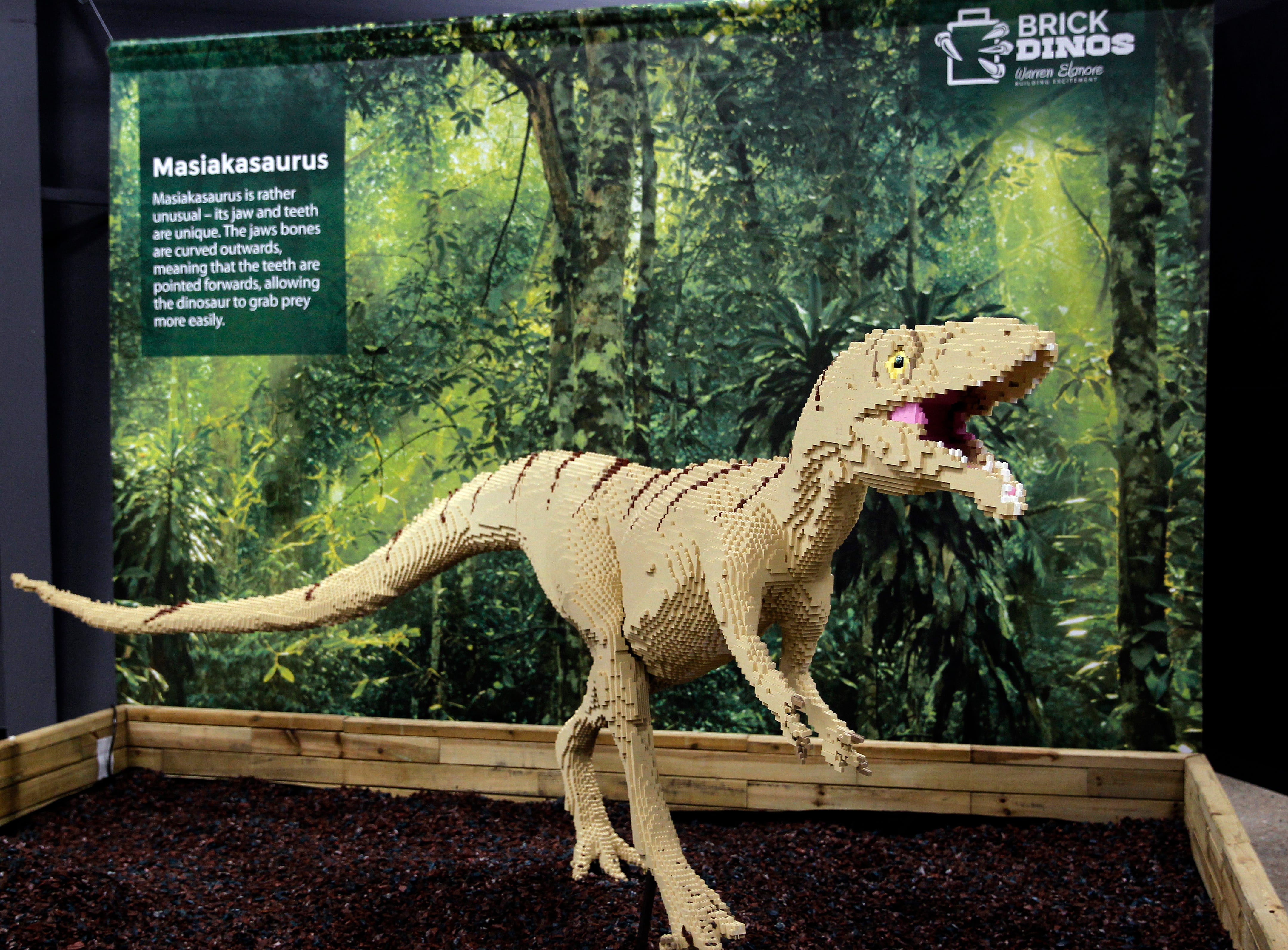 lego brontosaurus