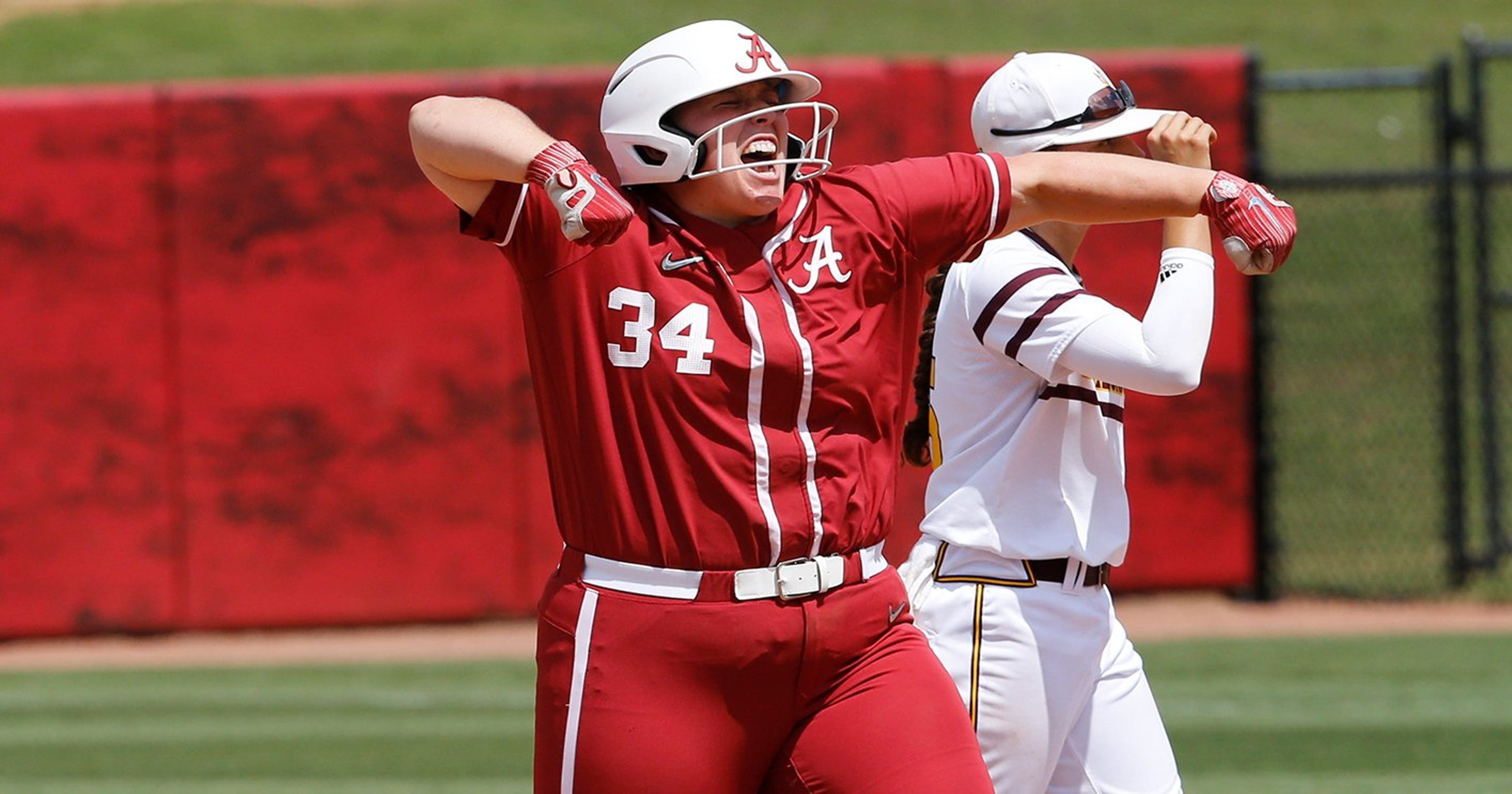 NCAA Softball Tournament Alabama vs. Texas highlights, Thursday score