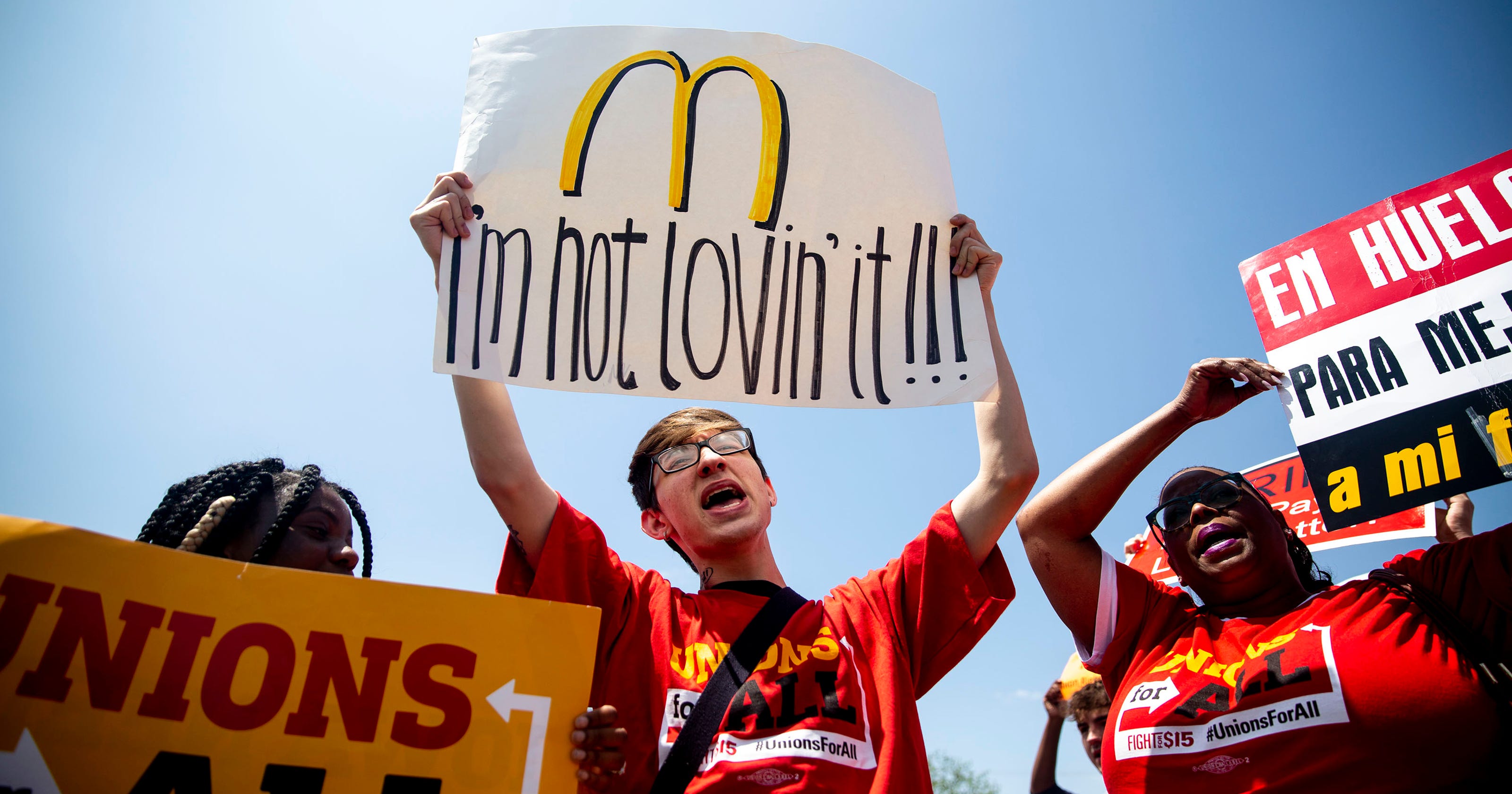 Fight for $15: 2020 candidates slam McDonald's over ...