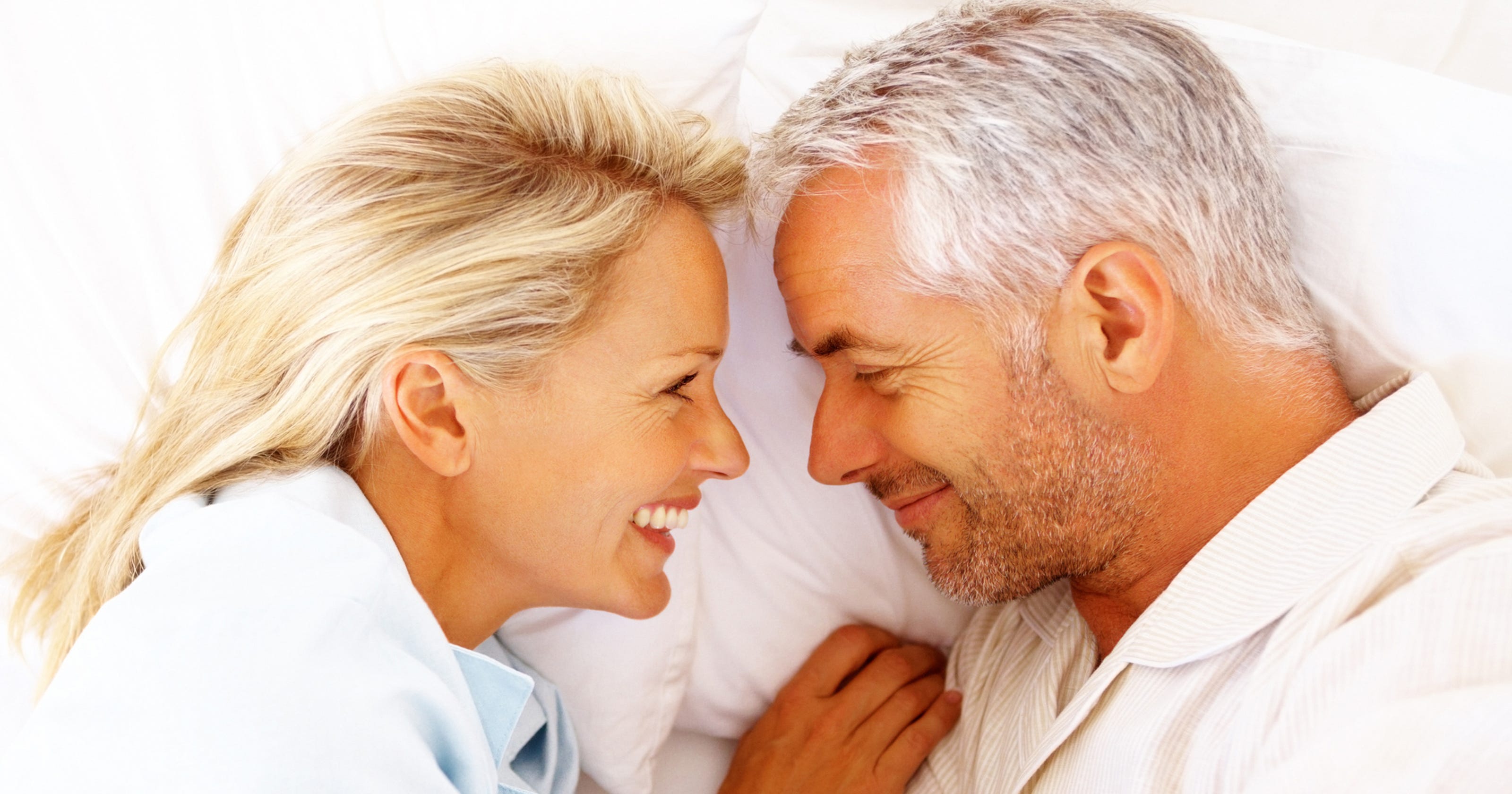 Empty nesters are having 'more adventurous' sex. And the 50-plus crowd credits aging - USA TODAY thumbnail