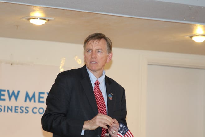 Rep. Paul Gosar (R-AZ) addresses energy issues during the May 23 New Mexico Business Coalition Carlsbad Business and Social Hour.
