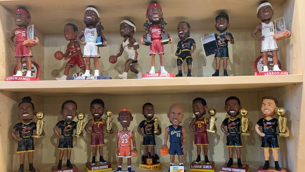 Display of bobbleheads at the National Bobblehead...