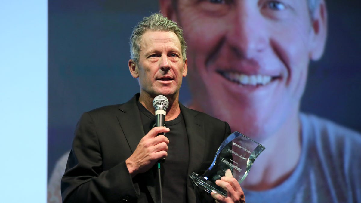 Lance Armstrong receives award at Babes for Boobs Live Auction Benefiting Susan G. Koman at El Rey Theatre on June 7, 2018 in Los Angeles, California.