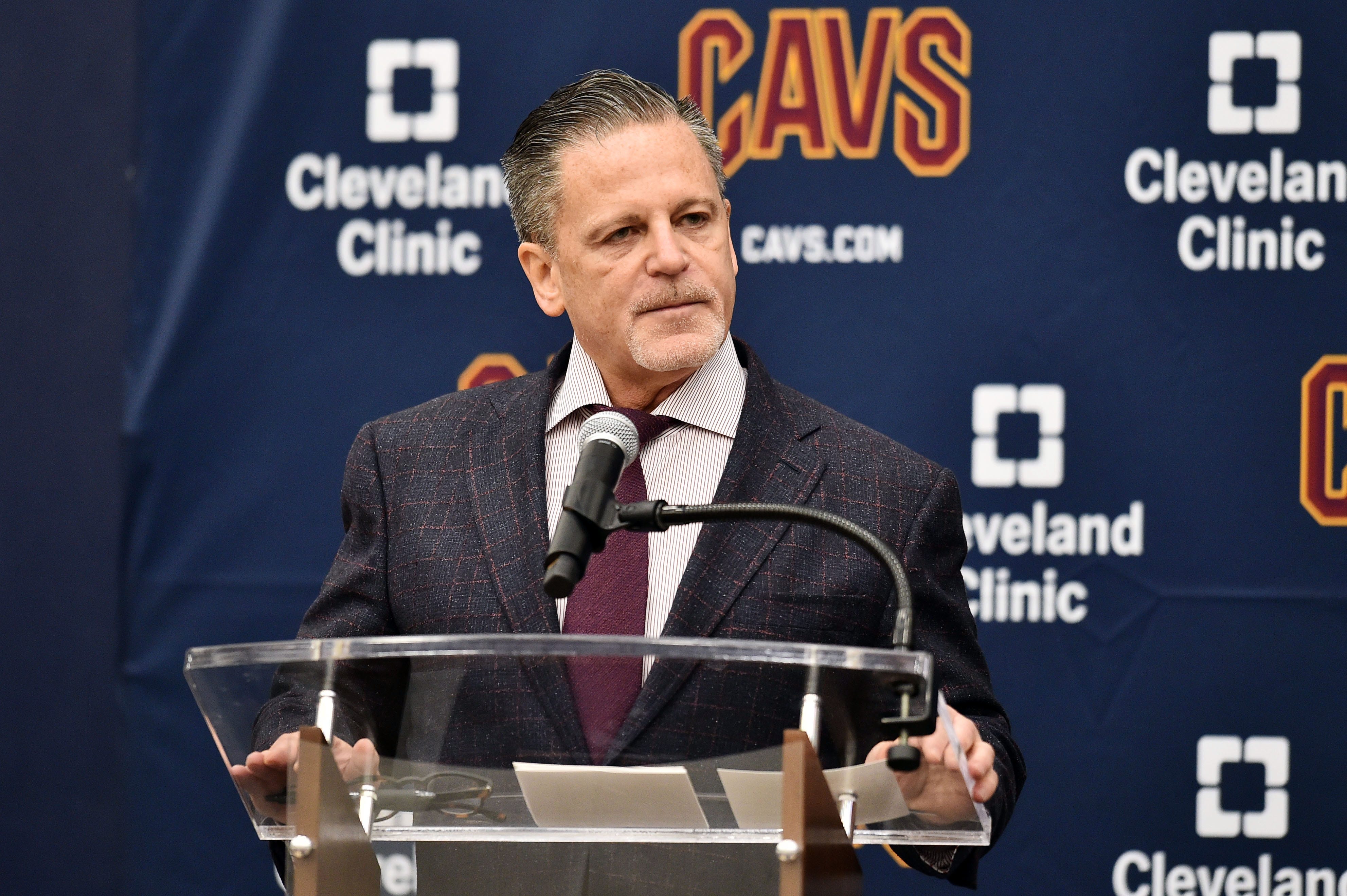 Dan Gilbert: Cavaliers owner hospitalized with stroke symptoms