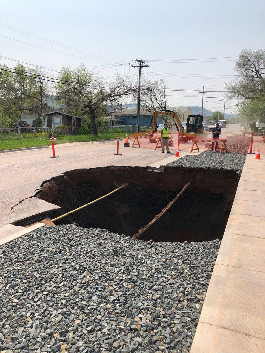 40foot deep sinkhole opens in Rapid City
