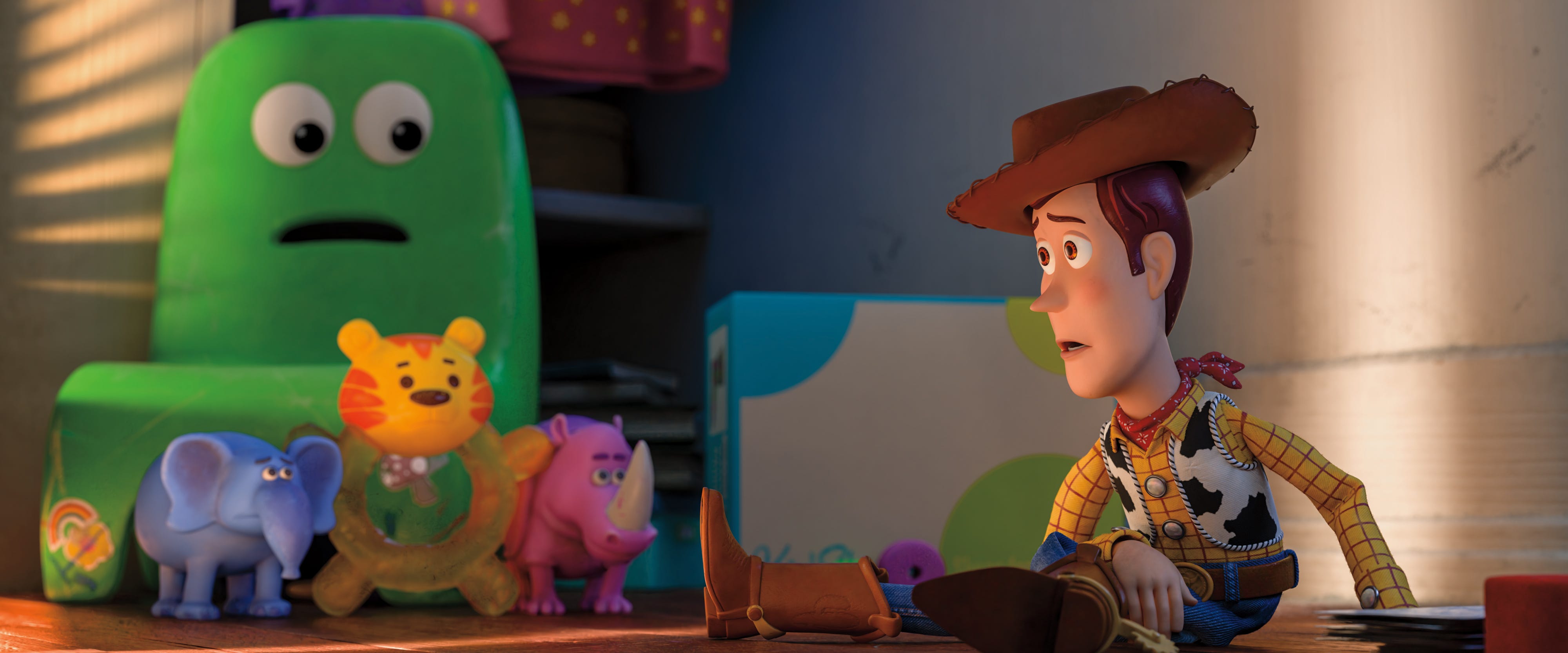 toy story 4 stuffed animals trailer