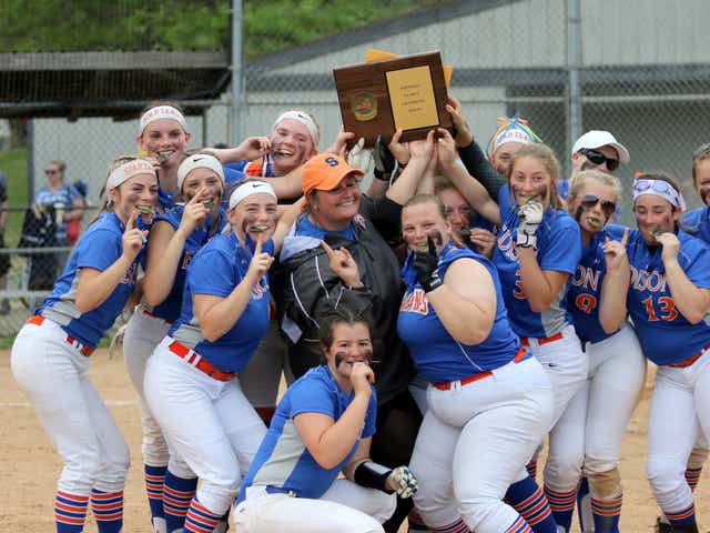 Edison Softball Team Tries To Stay Sharp As It Waits Out Coronavirus