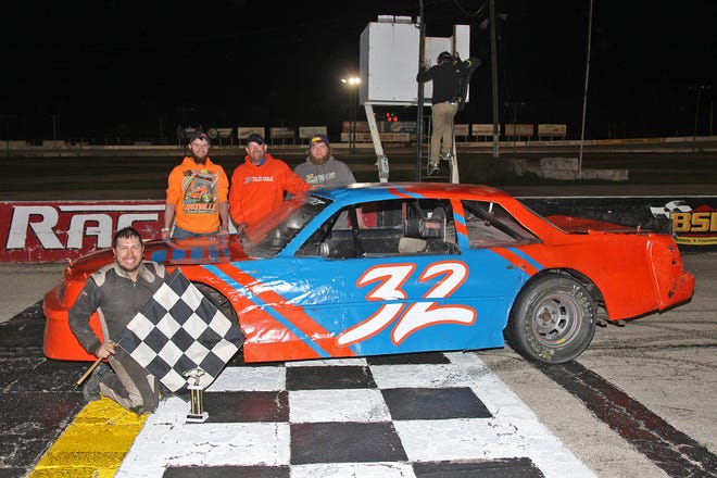 Hilbert's Mike "Showstopper" Meyerhofer has recommitted himself to the popular Figure 8 division weekly at Wisconsin International Raceway in Kaukauna.