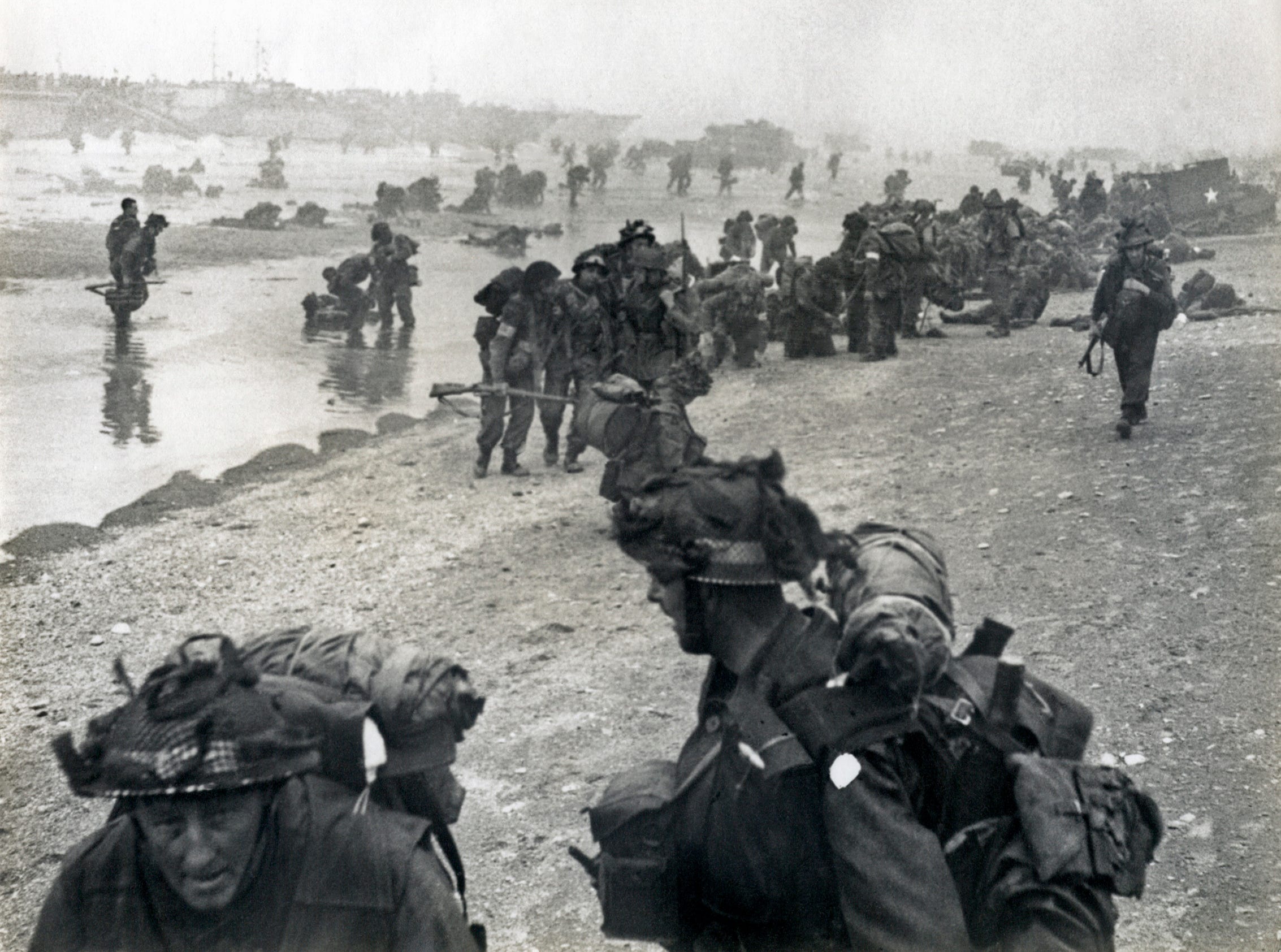 Dwight Eisenhower D-Day Invasion Dday Normandy WWII World War II 11 x 17 Photo 