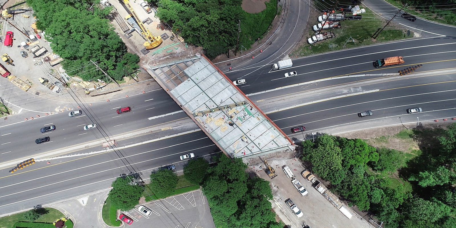 Route 4 Paramus NJ Heavy traffic expected. Here's why and what to do