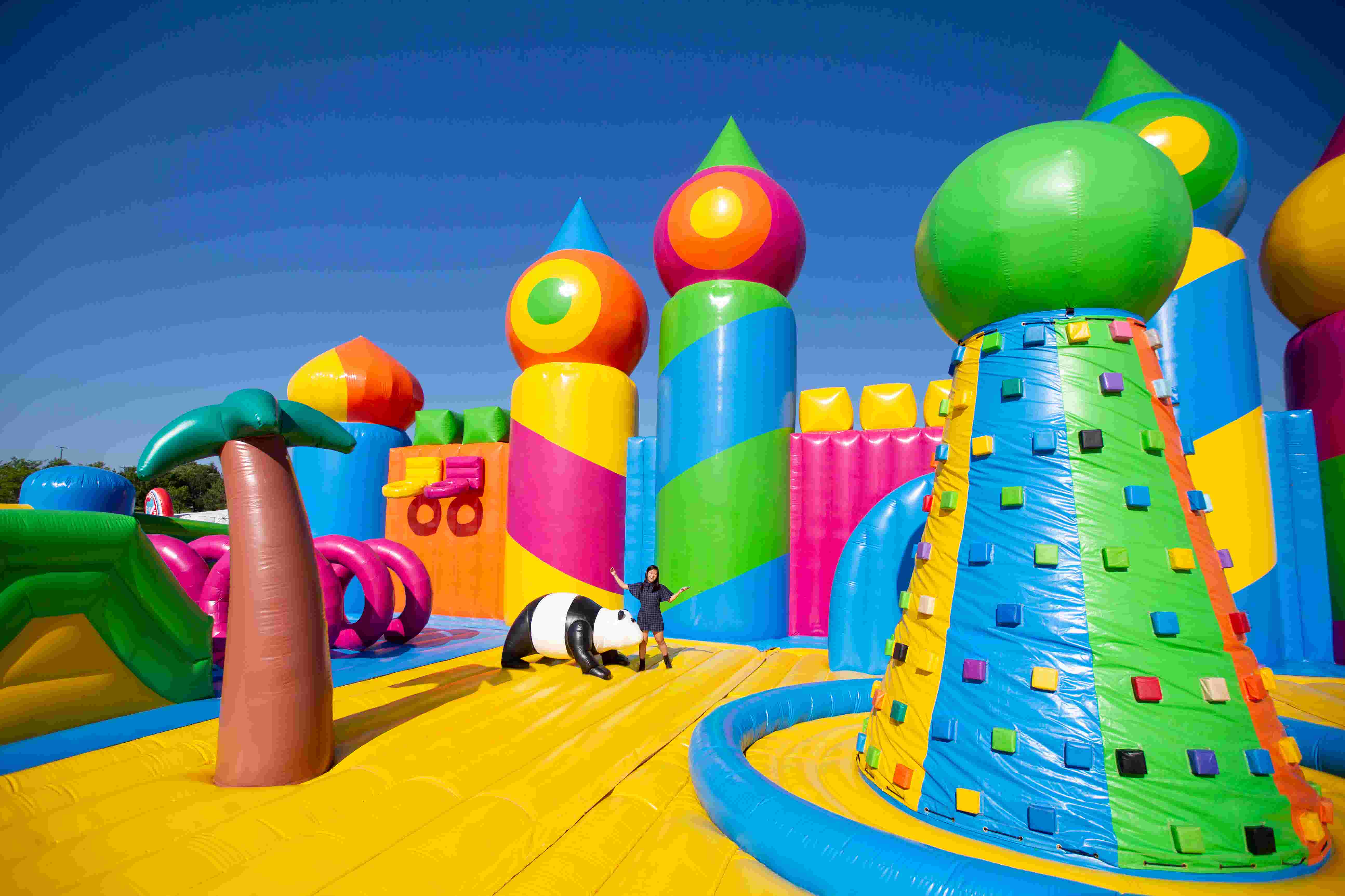 watch-inside-the-world-s-largest-bounce-house