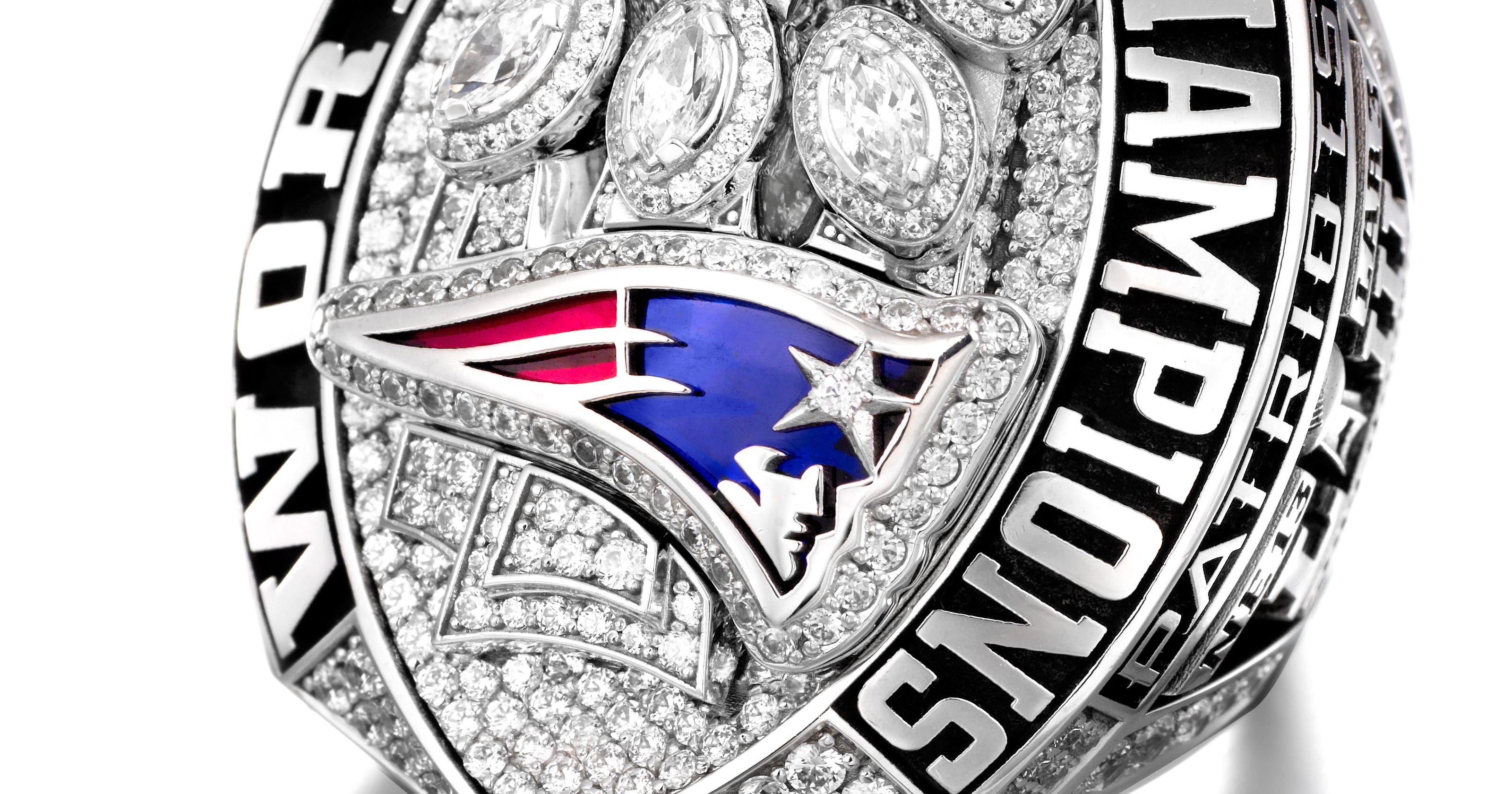 New England Patriots reveal huge Super Bowl LIII ring