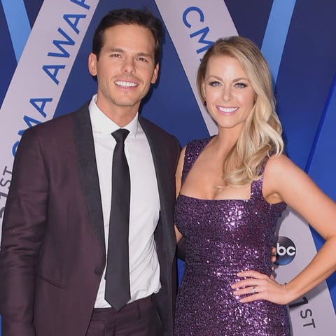 Country singer Granger Smith posted a devastating...