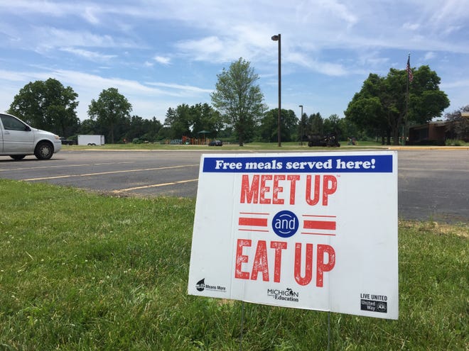 A Meet  Up and Eat Up sign at Riverside Elementary.