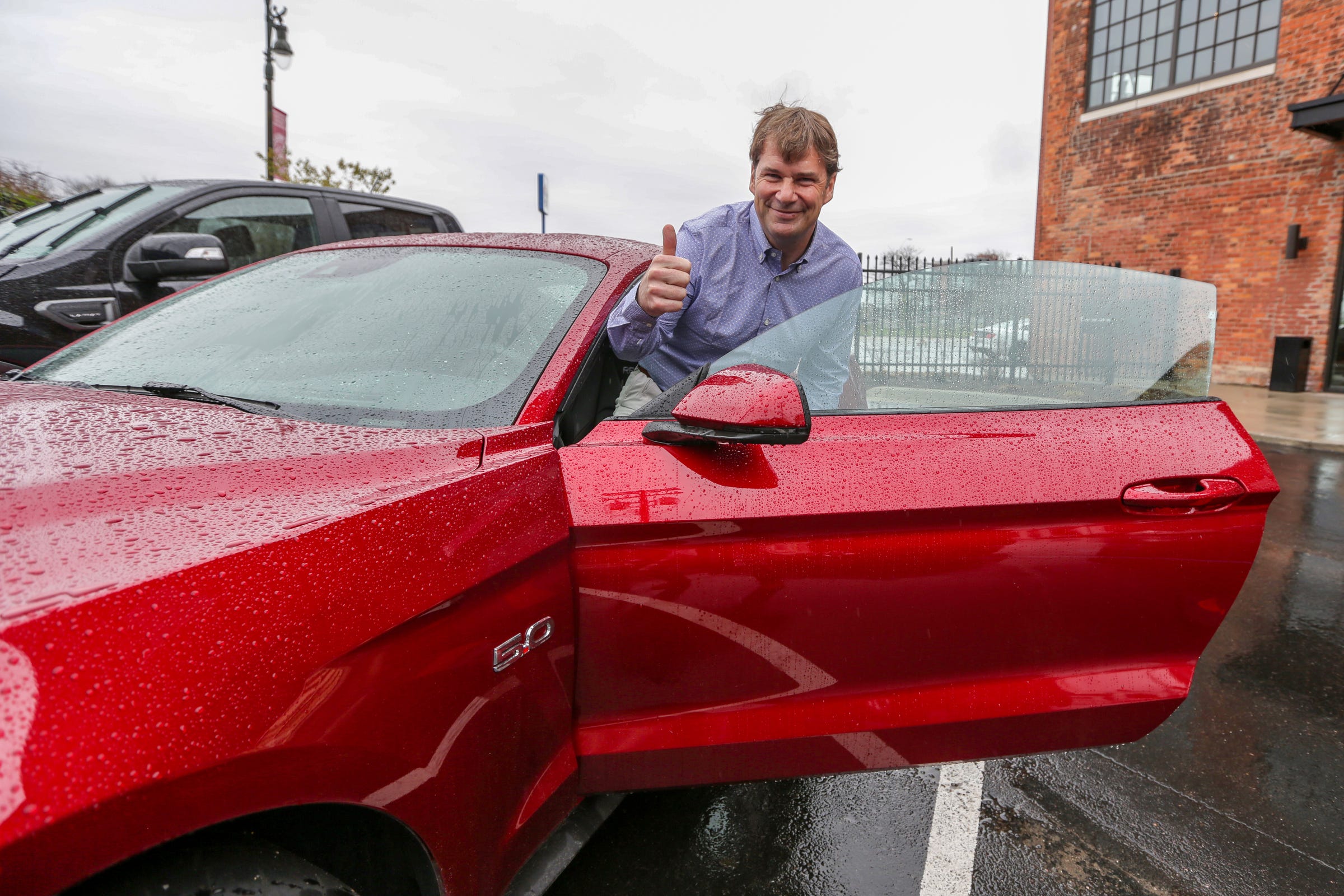New Ford CEO Jim Farley speaks to 20,000 workers on Day 1