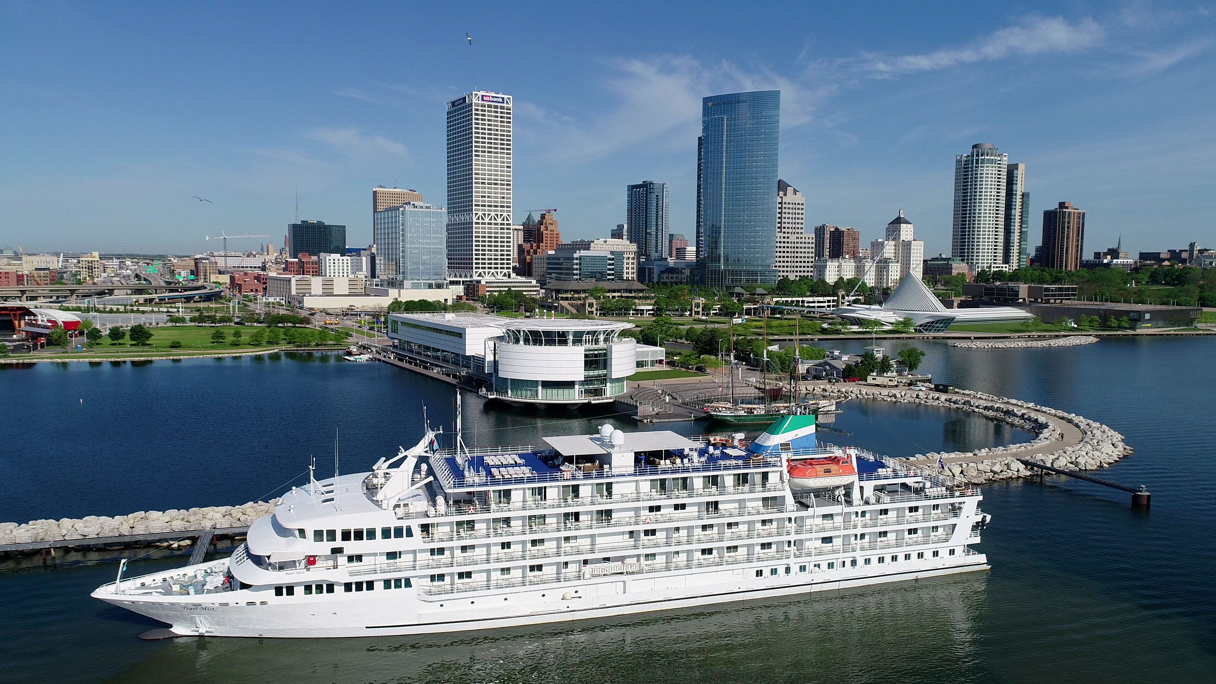 great lakes cruise ships