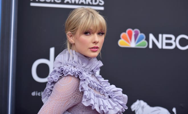 Swift celebrated Pride Month by appearing at New York City’s Stonewall Inn on Friday night. She released her new tune Thursday called “You Need to Calm Down,” where she calls out those who attack the LGBTQ community.