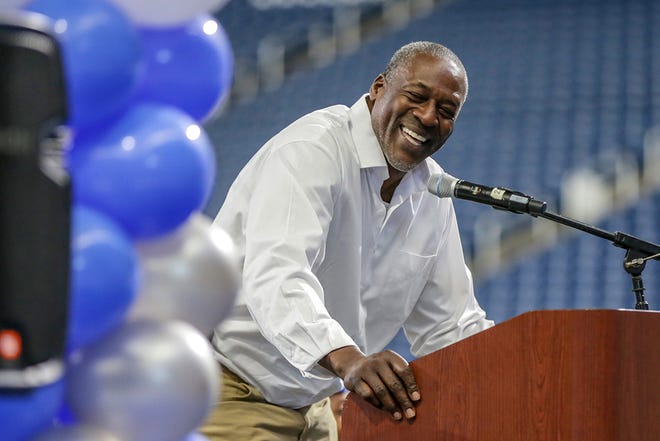 Detroit Lions Legend Lomas Brown speaks during the Detroit Lions Academy 8th grade graduation held at Ford Field in Detroit on Wednesday, June 19, 2019. 