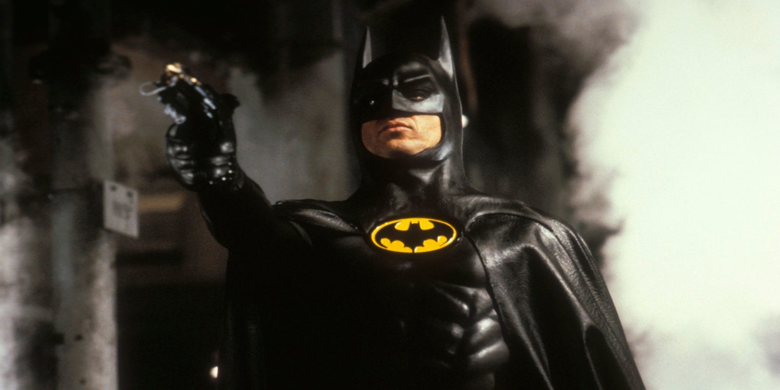 Batman' turns 30: How Tim Burton's superhero film changed everything