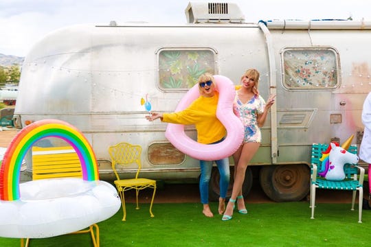 Taylor Swift Video Interview With Look Alike Jade Jolie Of Drag Race Taylor Swift Video Interview With Look Alike Jade Jolie Of Drag Race