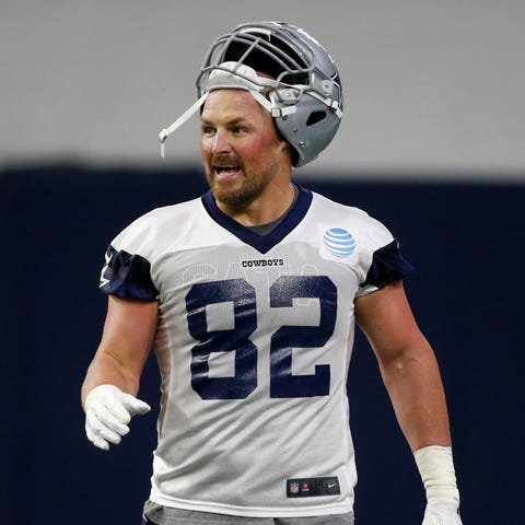 Dallas Cowboys tight end Jason Witten (82) on the...