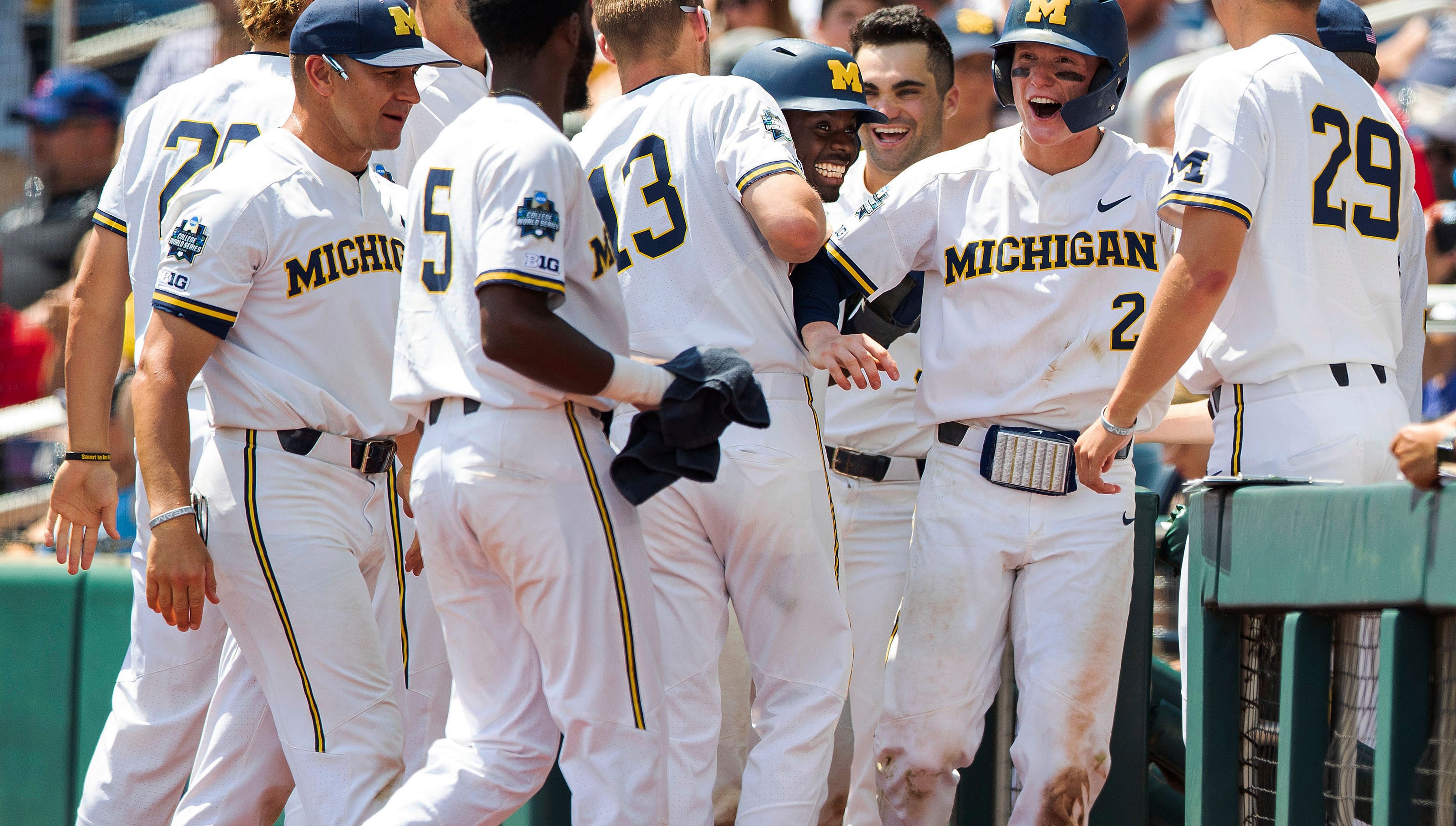 Michigan baseball honors past during College World Series run